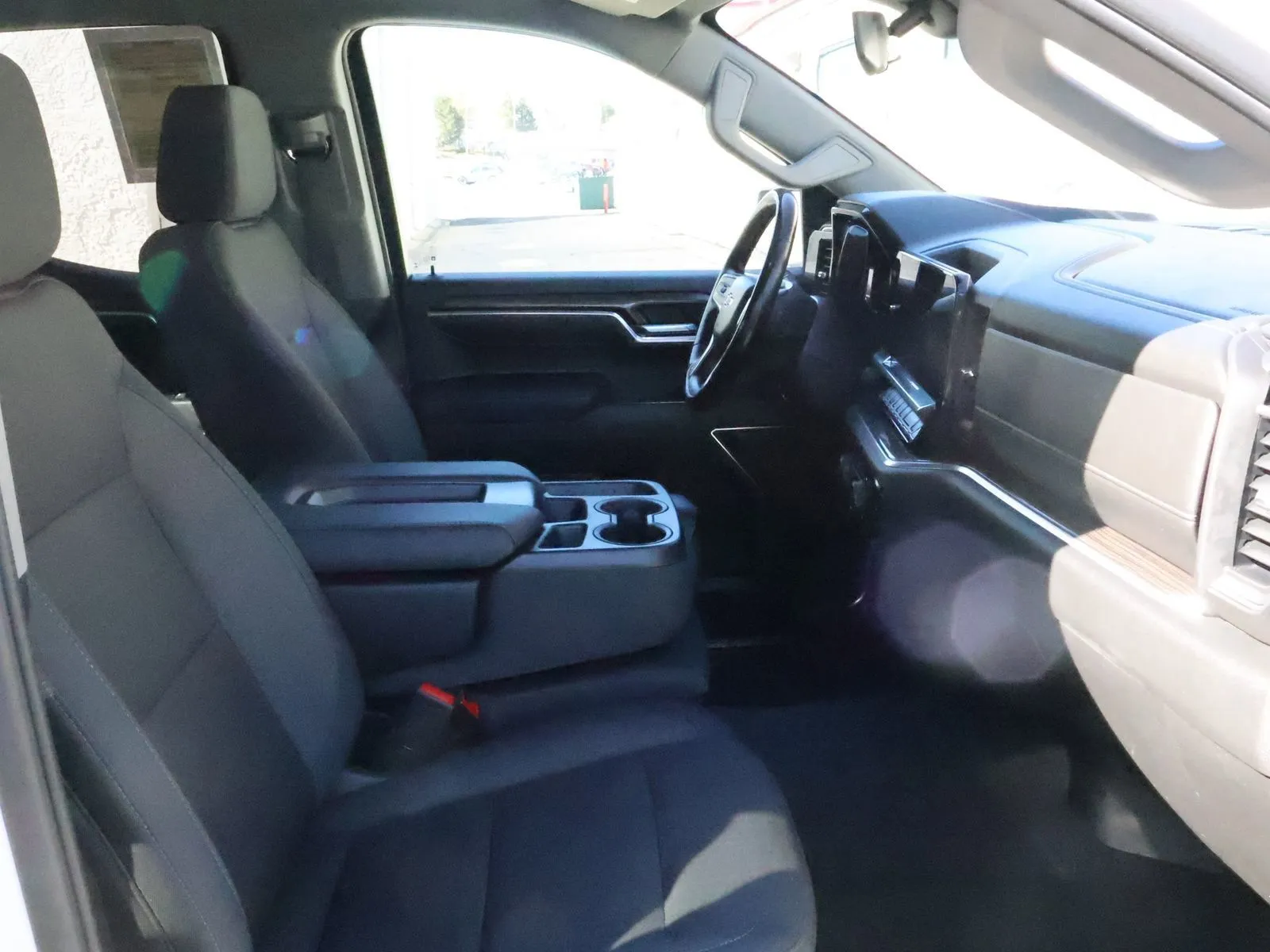 2023 Chevrolet Silverado 1500 LT - Photo 52