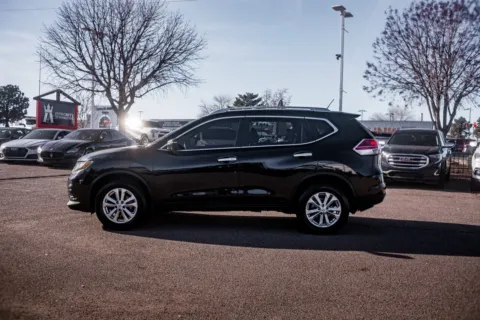 More photos of 2016 Nissan Rogue SV at Integrity Automotive, NM