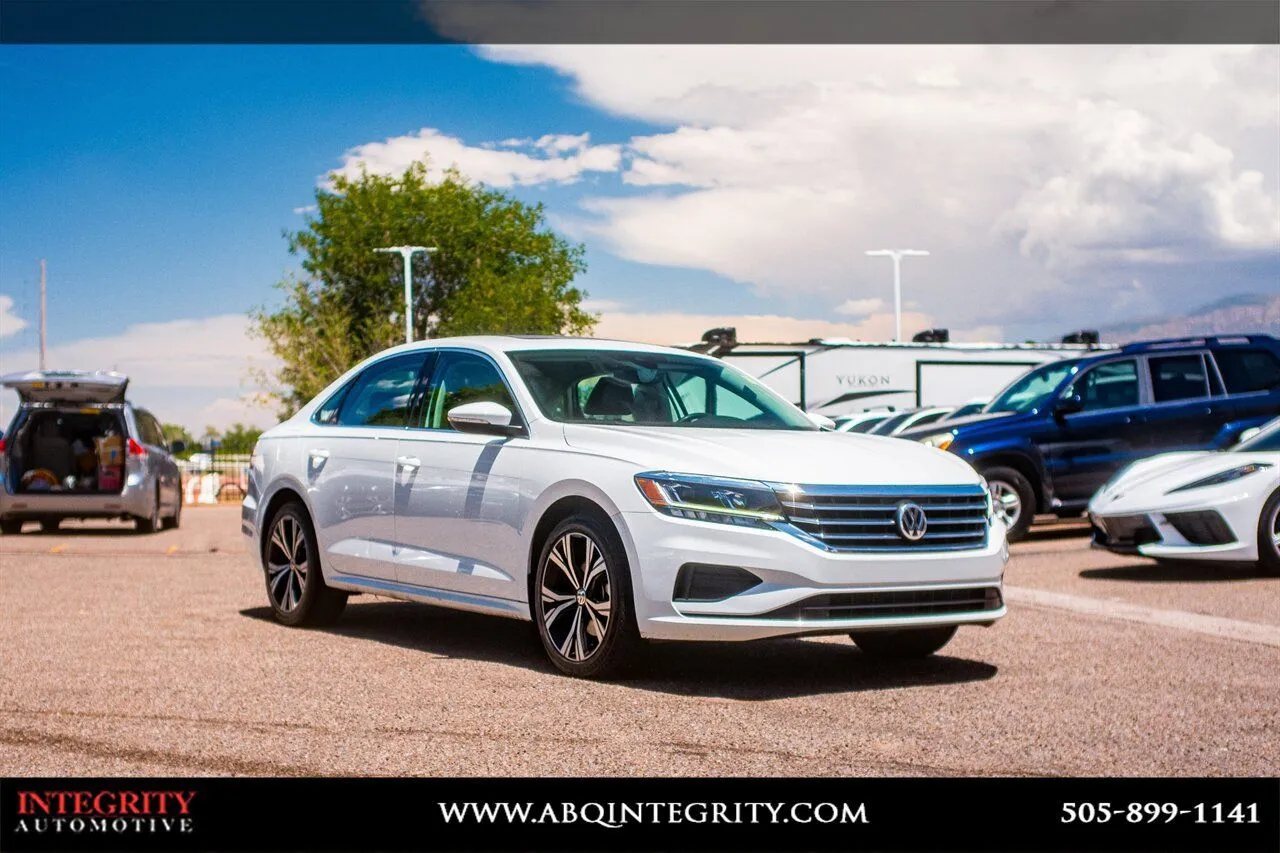 White 2022 Volkswagen Passat 2.0T SE for sale in Albuquerque, NM