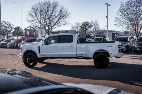 More photos of 2026 Ford F-450SD Platinum at Integrity Automotive, NM