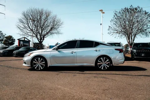 More photos of 2019 Nissan Altima 2.5 SR at Integrity Automotive, NM