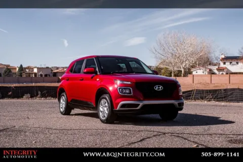 Red 2022 Hyundai Venue SE for sale in Albuquerque, NM