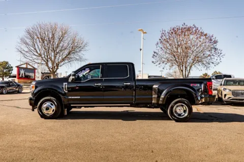 More photos of 2019 Ford F-350SD Platinum at Integrity Automotive, NM