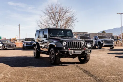 Gray 2017 Jeep Wrangler Unlimited Rubicon Recon for sale in Albuquerque, NM