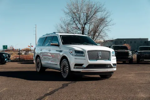 White 2021 Lincoln Navigator Black Label for sale in Albuquerque, NM