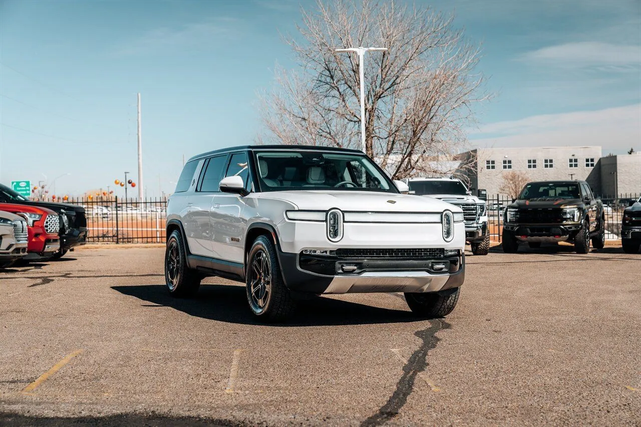 White 2023 Rivian R1S Adventure for sale in Albuquerque, NM