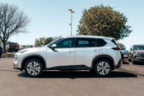 More photos of 2021 Nissan Rogue SV at Integrity Automotive, NM