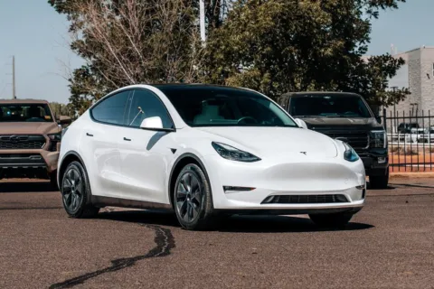 White 2025 Tesla Model Y Long Range for sale in Albuquerque, NM