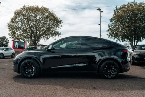 More photos of 2021 Tesla Model Y Long Range at Integrity Automotive, NM