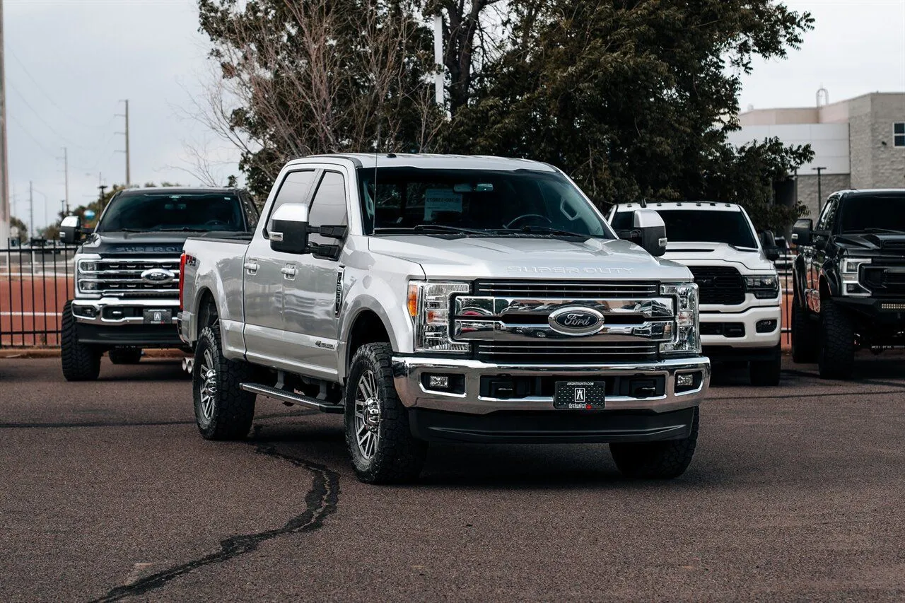 2017 Ford F-250 Lariat 4x4 Crew Cab 8' Box's photo