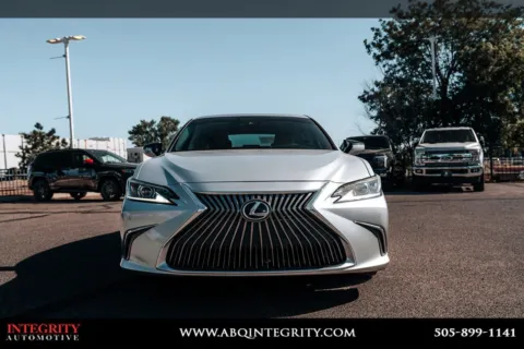 Photos of 2019 Lexus ES 350 for sale in Albuquerque, NM at Integrity Automotive