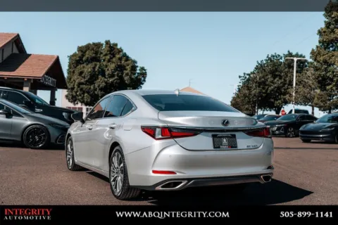 More photos of 2019 Lexus ES 350 at Integrity Automotive, NM
