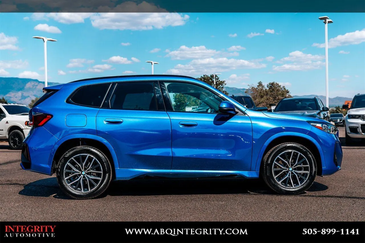 2025 BMW X1 28i - Photo 8