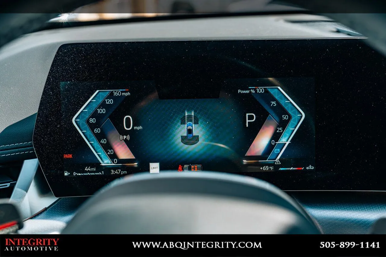 2025 BMW X1 28i - Photo 28