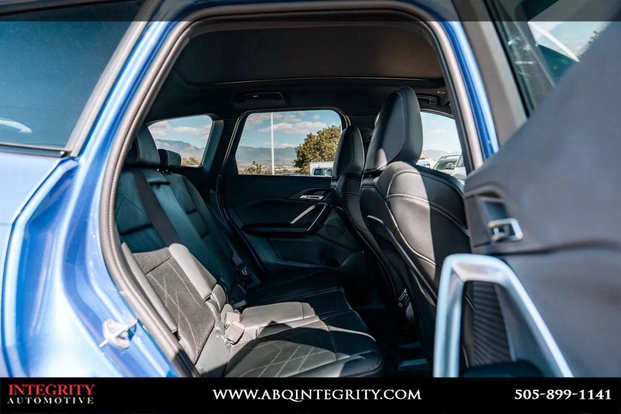 2025 BMW X1 28i - Photo 47
