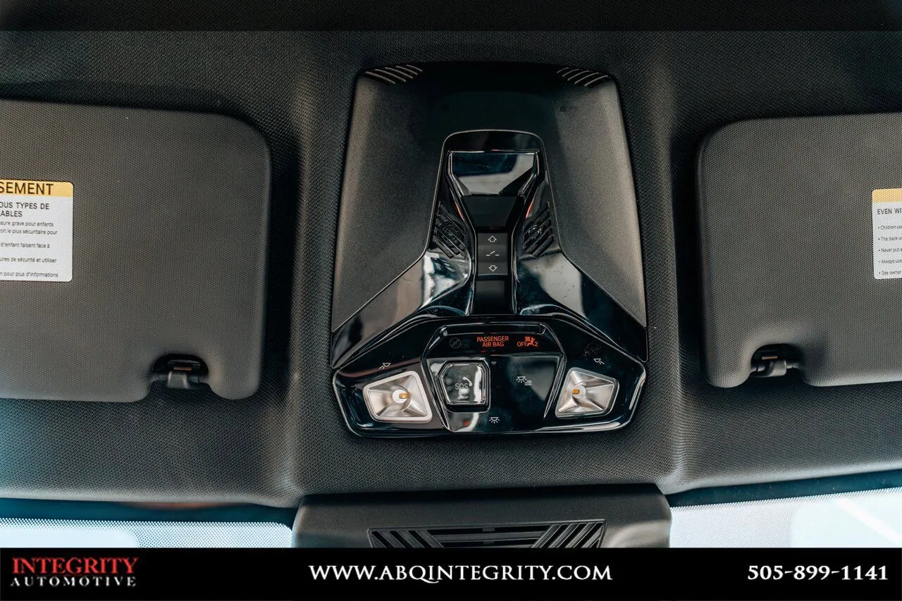 2025 BMW X1 28i - Photo 36