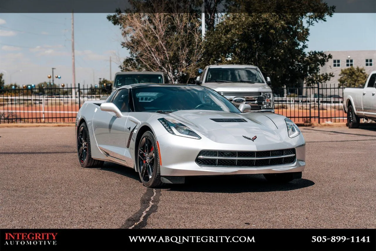 2015 Chevrolet Corvette Stingray Coupe w/Z51's photo