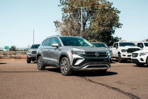 Silver 2022 Volkswagen Taos 1.5T SE for sale in Albuquerque, NM