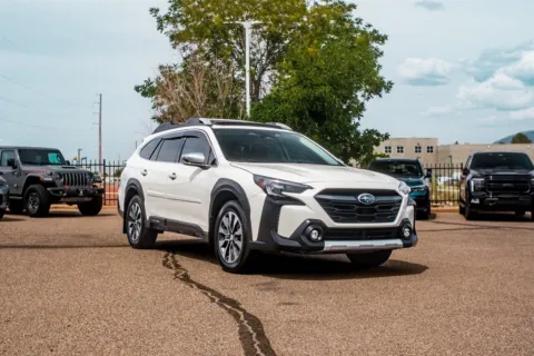 White 2023 Subaru Outback Touring XT for sale in Albuquerque, NM