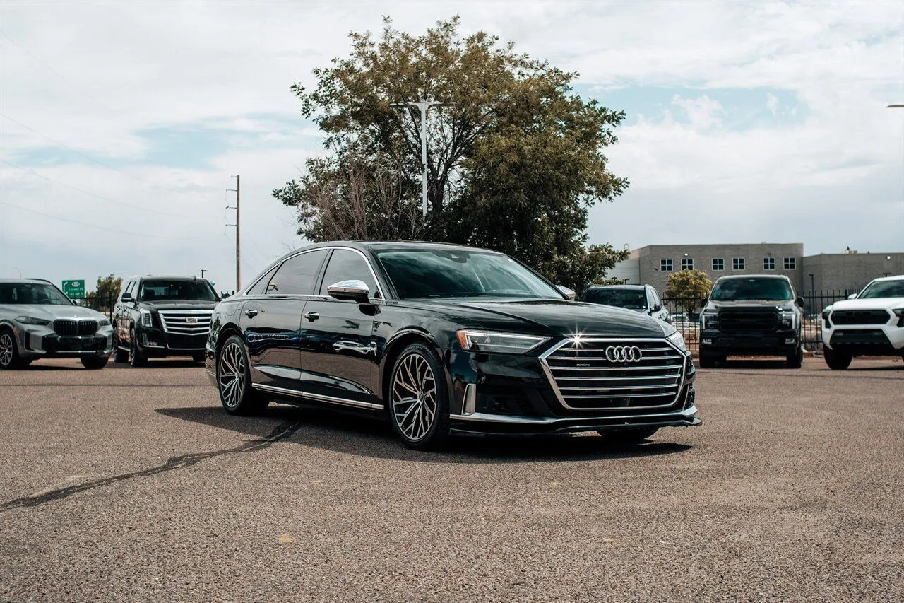 2020 Audi A8 60 TFSI L quattro Tiptronic's photo