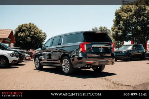More photos of 2023 GMC Yukon XL Denali Ultimate at Integrity Automotive, NM