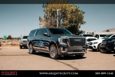 Gray 2023 GMC Yukon XL Denali Ultimate for sale in Albuquerque, NM