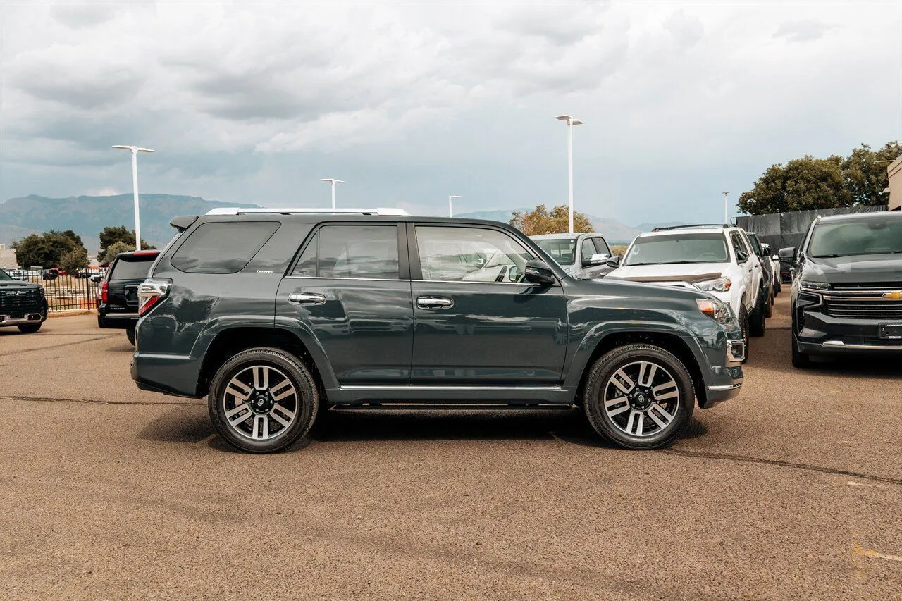 2024 Toyota 4Runner Limited - Photo 8
