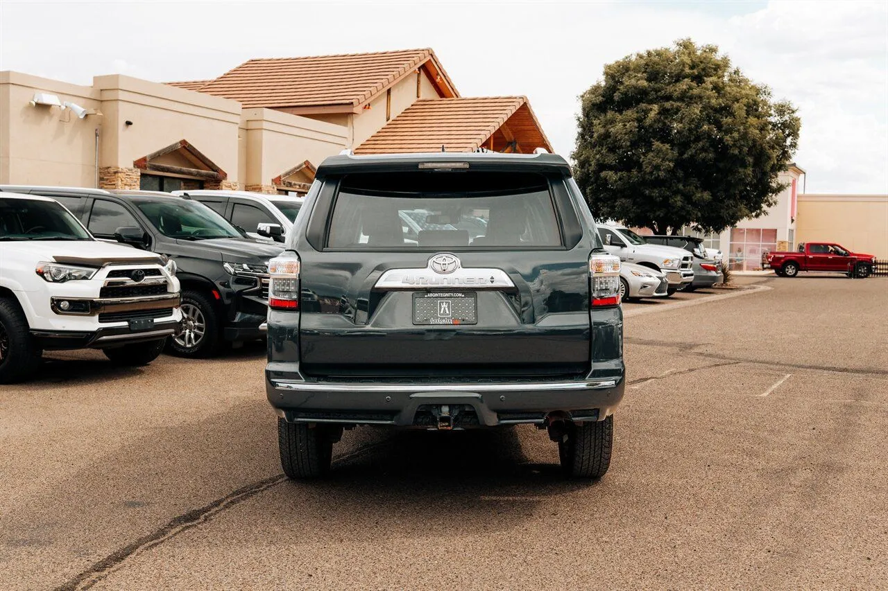 2024 Toyota 4Runner Limited - Photo 6