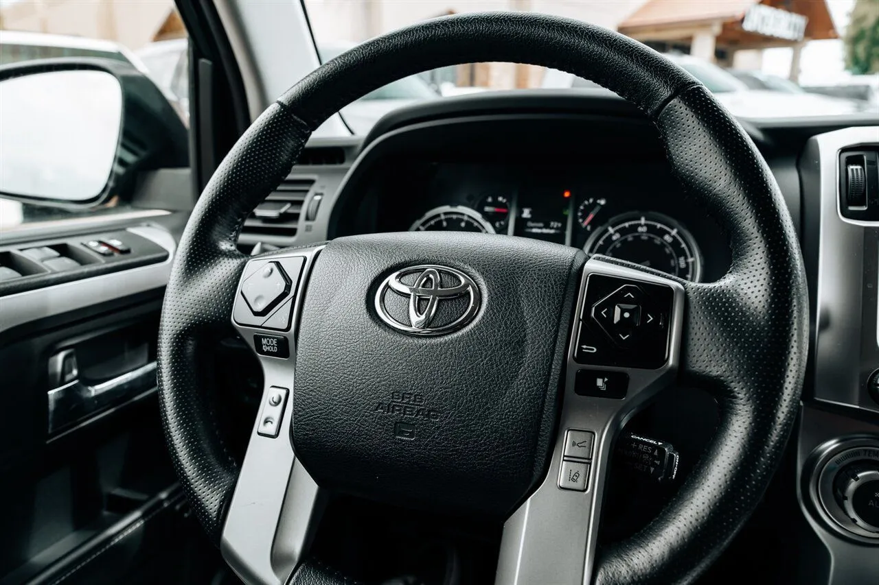 2024 Toyota 4Runner Limited - Photo 25