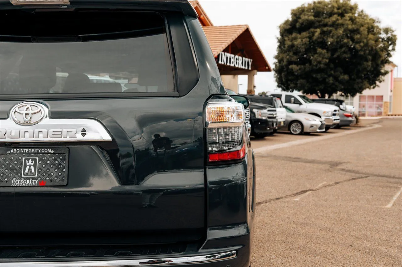 2024 Toyota 4Runner Limited - Photo 13