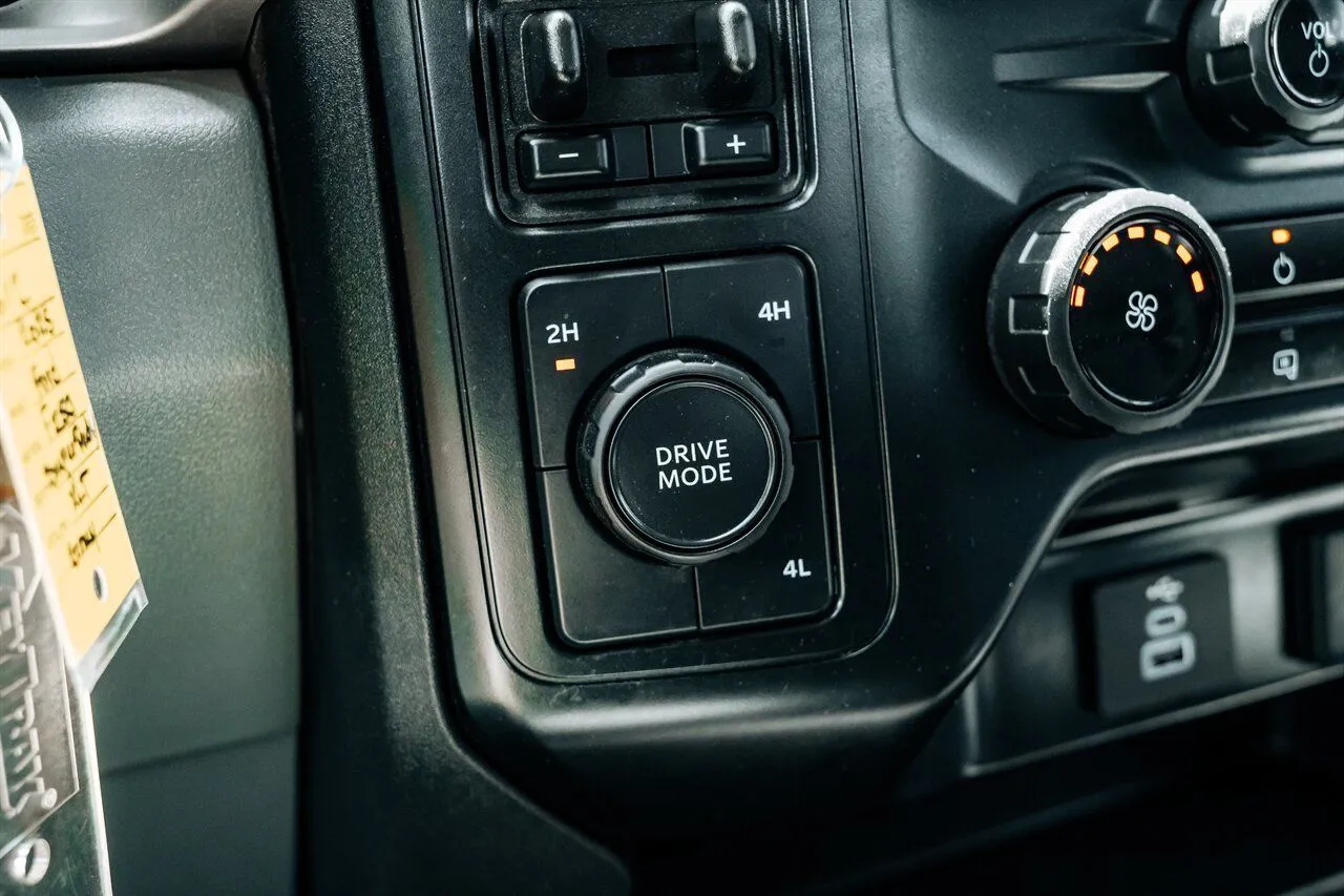 2025 Ford F-250 Super Duty XL - Photo 35