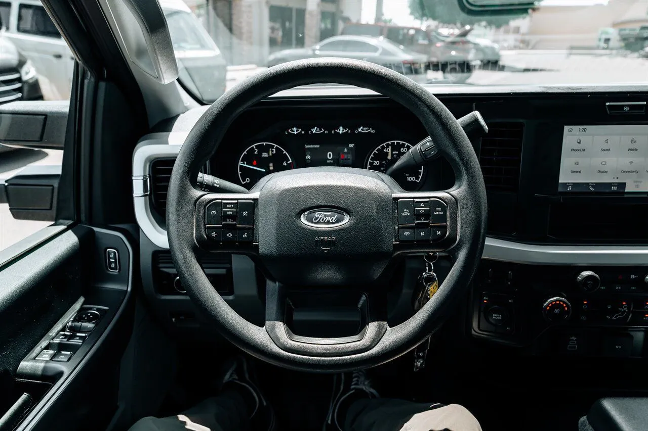 2025 Ford F-250 Super Duty XL - Photo 27
