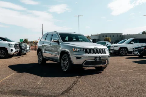 Silver 2021 Jeep Grand Cherokee Limited for sale in Albuquerque, NM