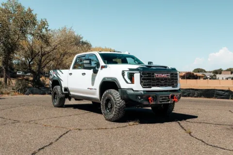 White 2025 GMC Sierra 2500 HD AT4X for sale in Albuquerque, NM