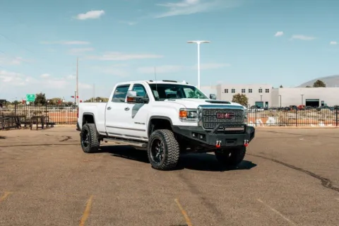 White 2018 GMC Sierra 2500 HD Denali for sale in Albuquerque, NM