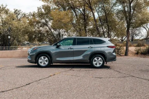 More photos of 2024 Toyota Highlander LE at Integrity Automotive, NM