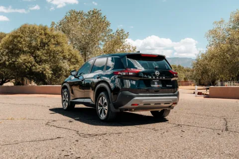 More photos of 2022 Nissan Rogue SV at Integrity Automotive, NM
