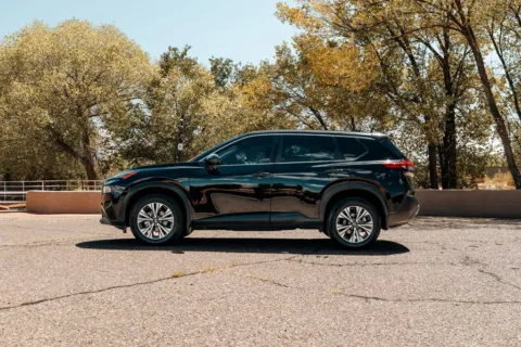More photos of 2022 Nissan Rogue SV at Integrity Automotive, NM