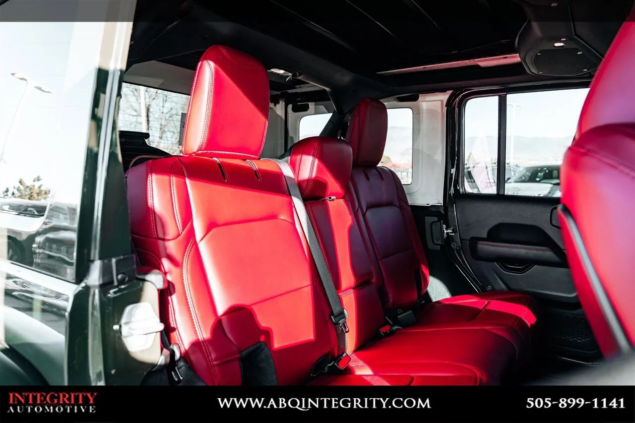 Jeep Wrangler photo 47
