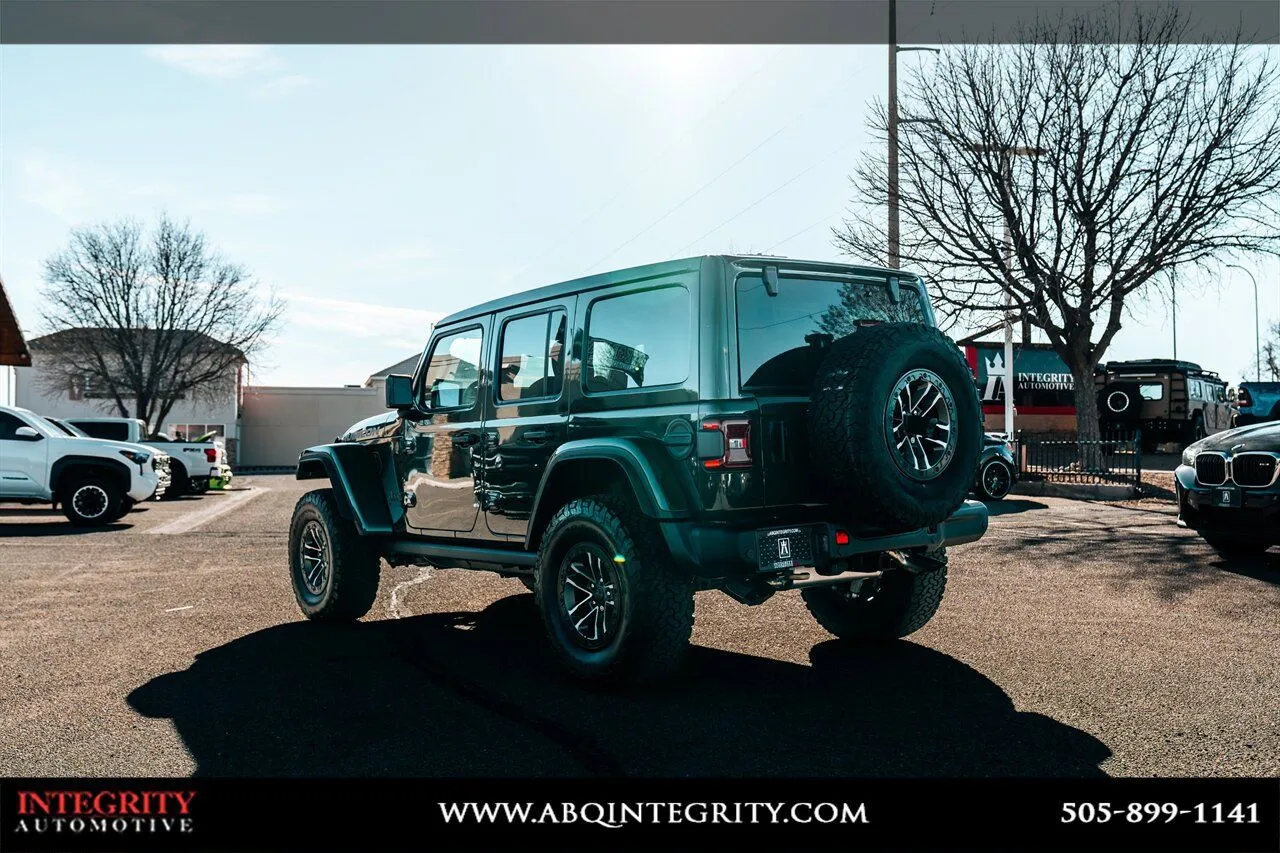 Jeep Wrangler photo 5