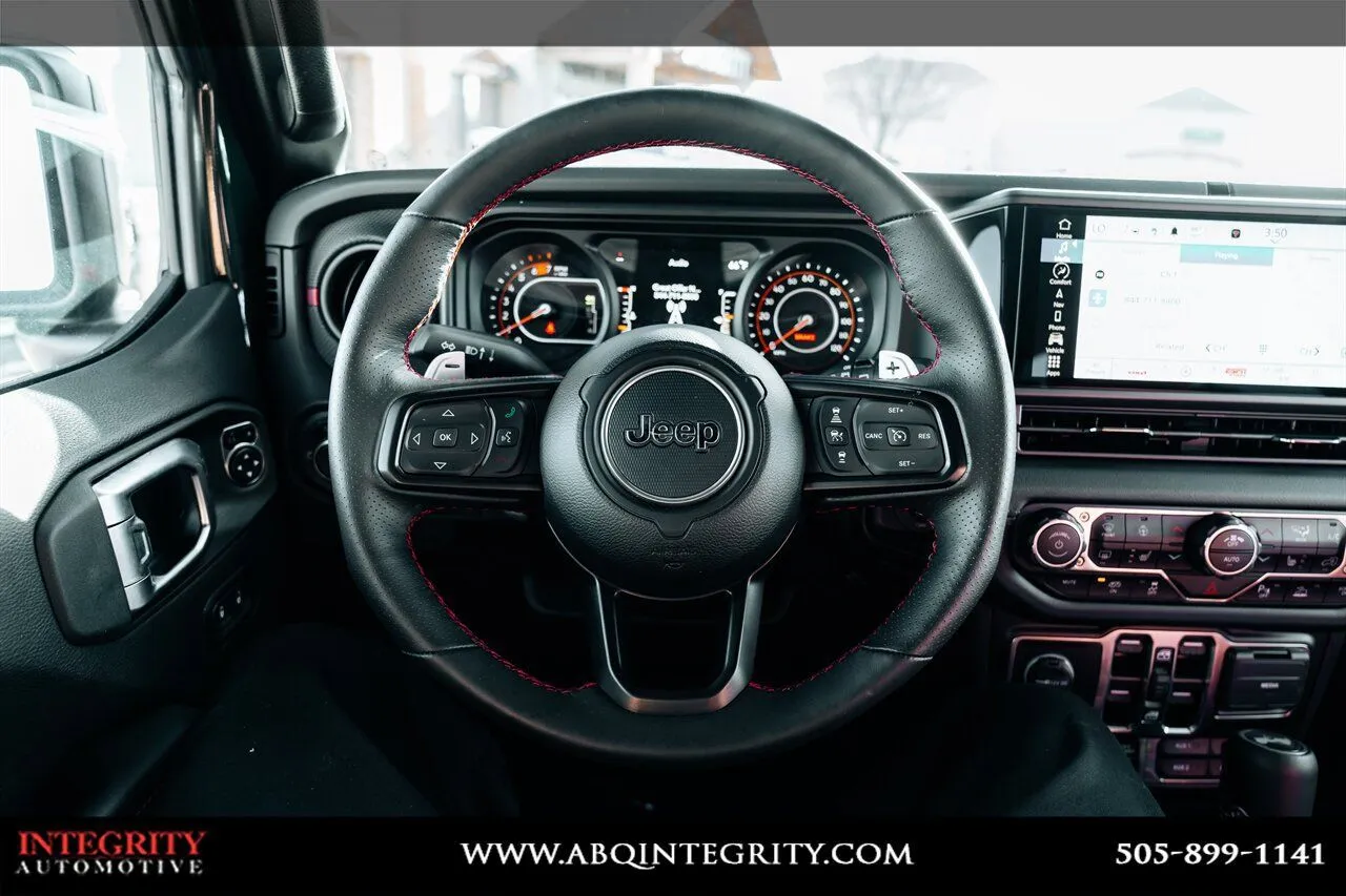 Jeep Wrangler photo 23
