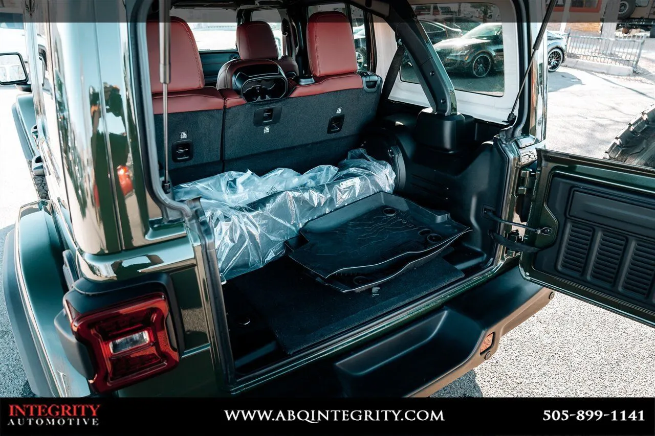 Jeep Wrangler photo 40