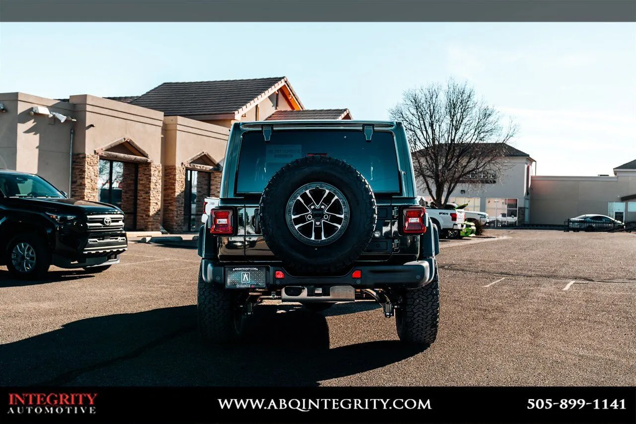 Jeep Wrangler photo 6