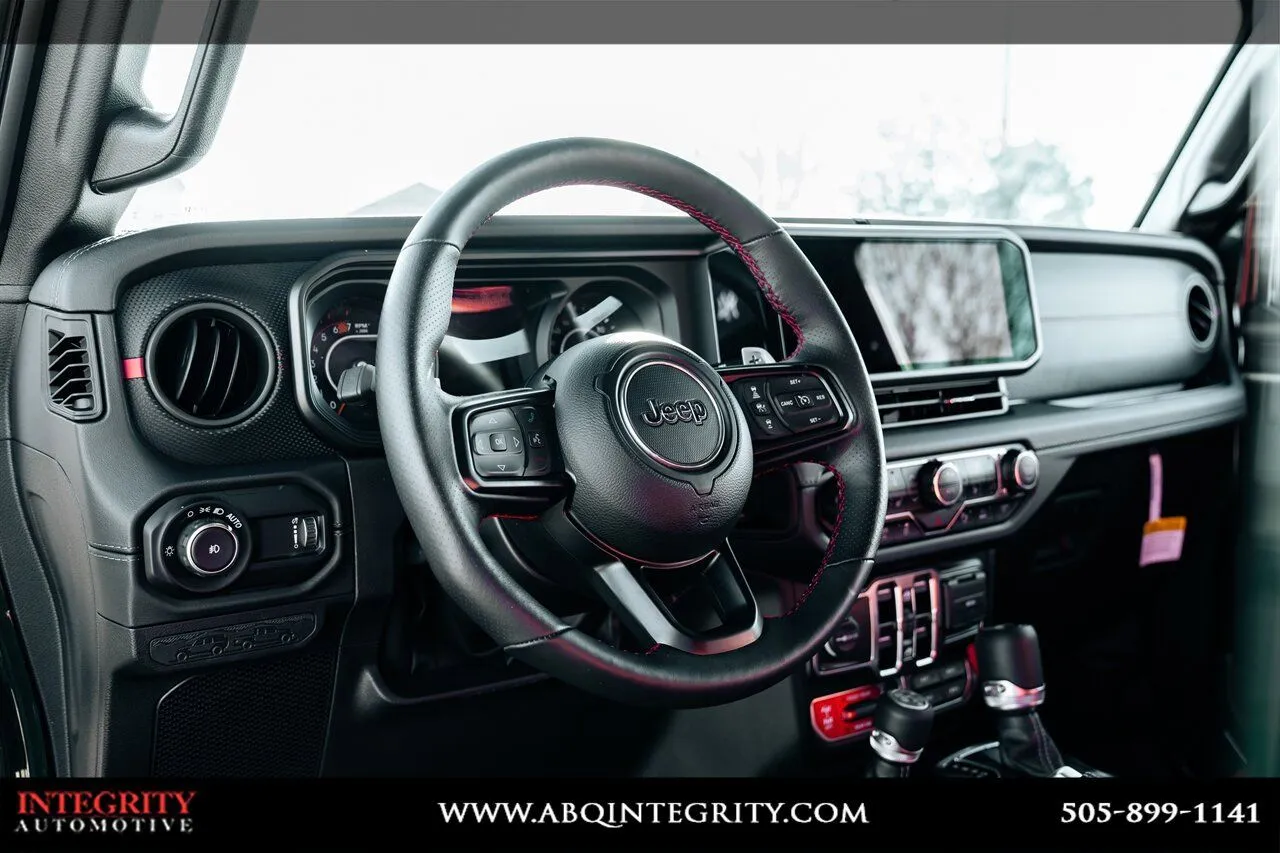 Jeep Wrangler photo 20