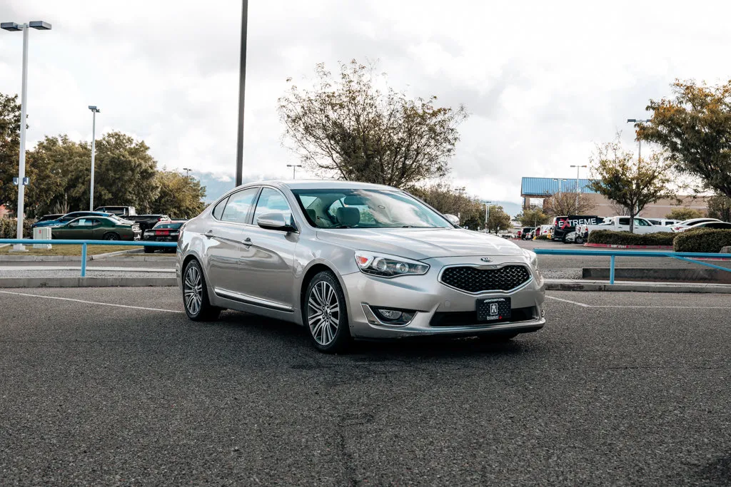 Kia Cadenza