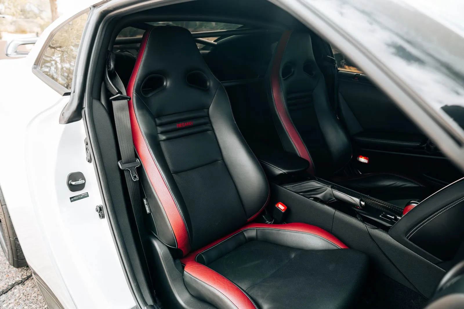 Nissan GT-R photo 41