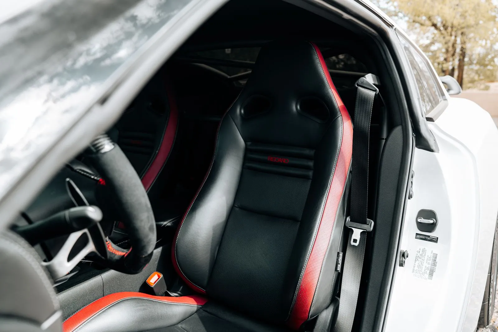 Nissan GT-R photo 20
