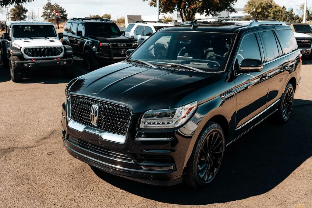 Lincoln Navigator photo 13