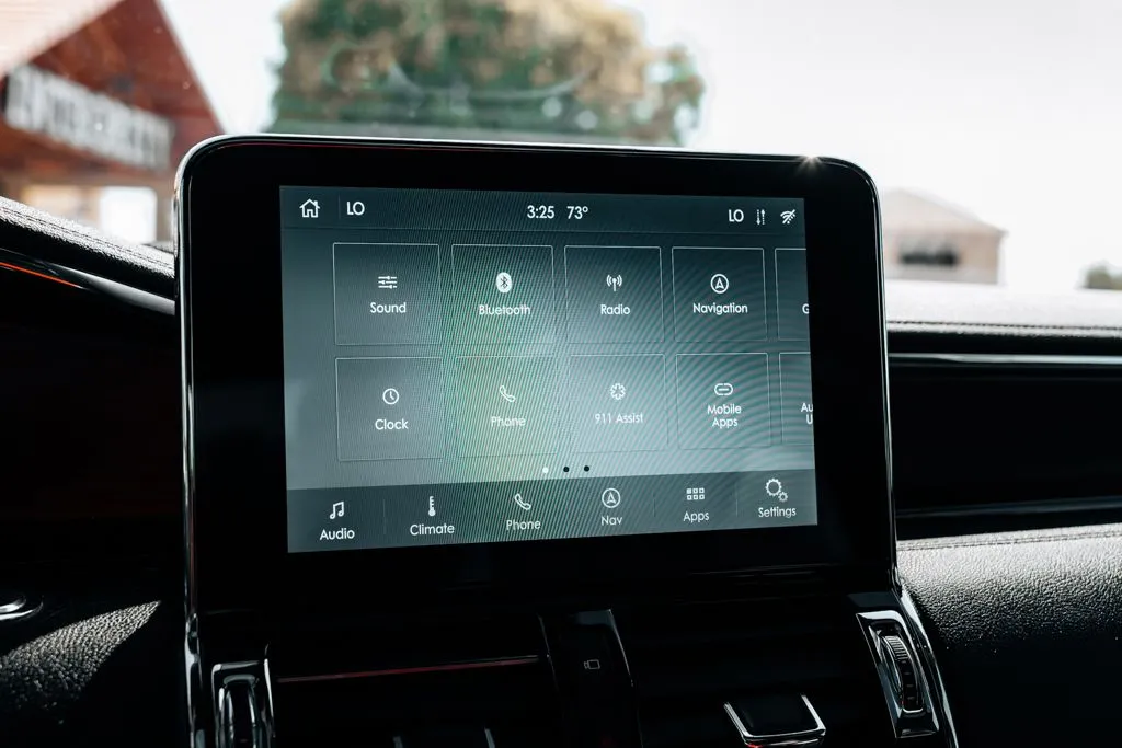 Lincoln Navigator photo 33