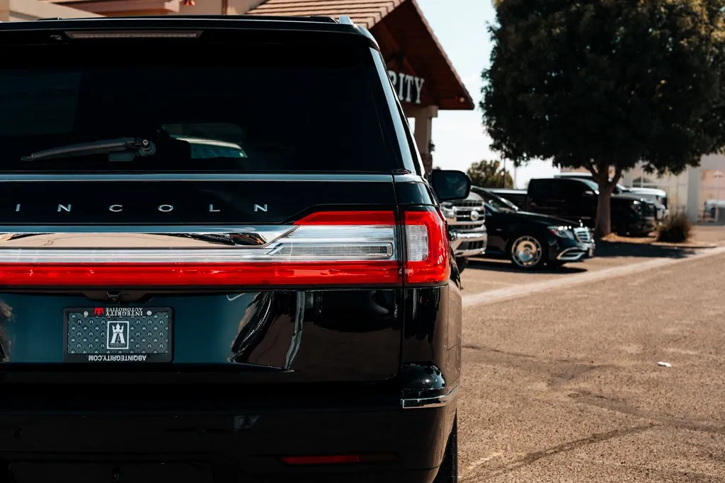 Lincoln Navigator photo 14